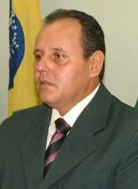 Edson propõe união com Executivo para que Albergue Noturno volte a funcionar