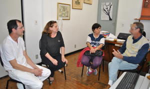 Vereadores Norma e Beto se reúnem com representantes do Departamento de Educação