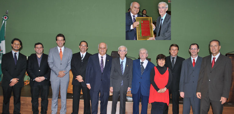 Dr. Viotti recebeu “Título de Promotor de Justiça Emérito de Santa Rita do Passa Quatro”