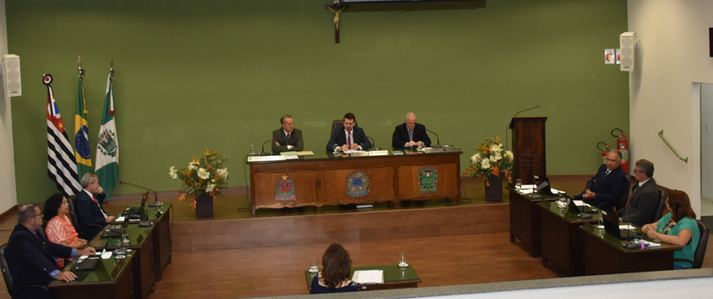 CÂMARA MUNICIPAL REALIZOU A 17ª SESSÃO ORDINÁRIA