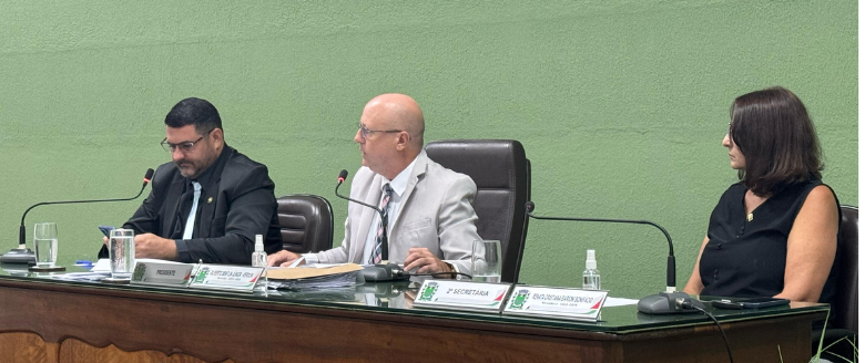 Câmara Municipal realiza 4ª Sessão Ordinária e discute novas indicações e projetos de lei